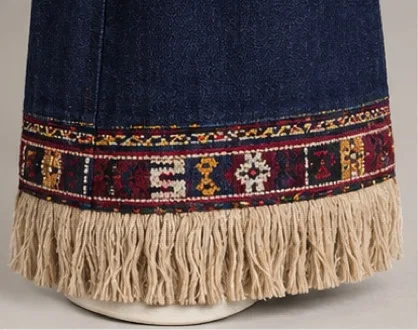 Hem border and fringe