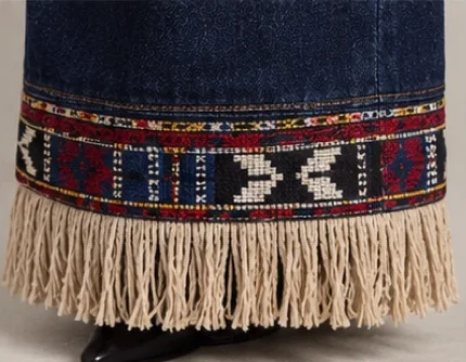Woven hem border and fringe